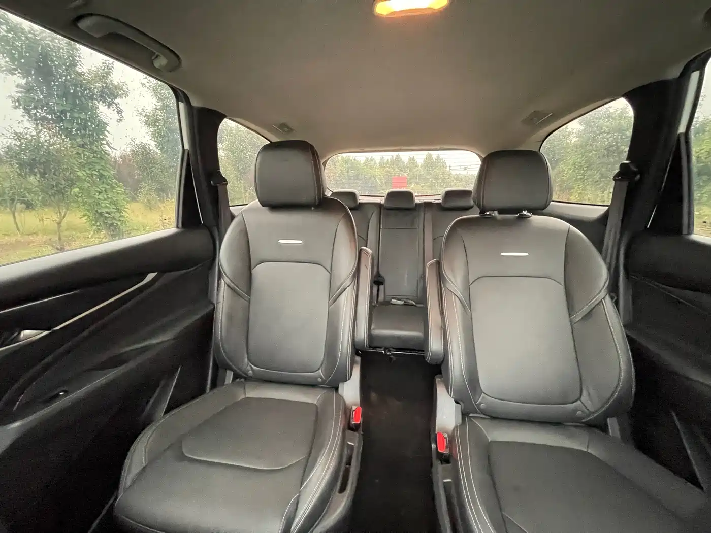 Photo 12 - Maxus Maxus G50