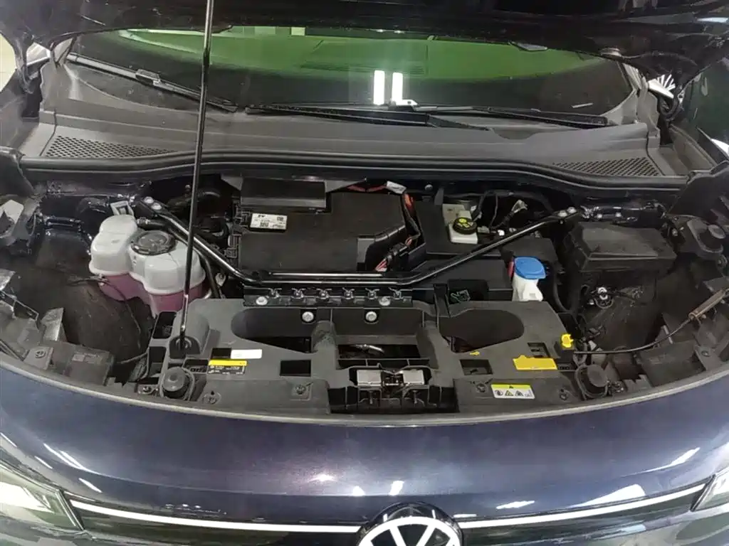 Volkswagen ID.4 CROZZ 2022 Standard Range PURE Edition фото 20
