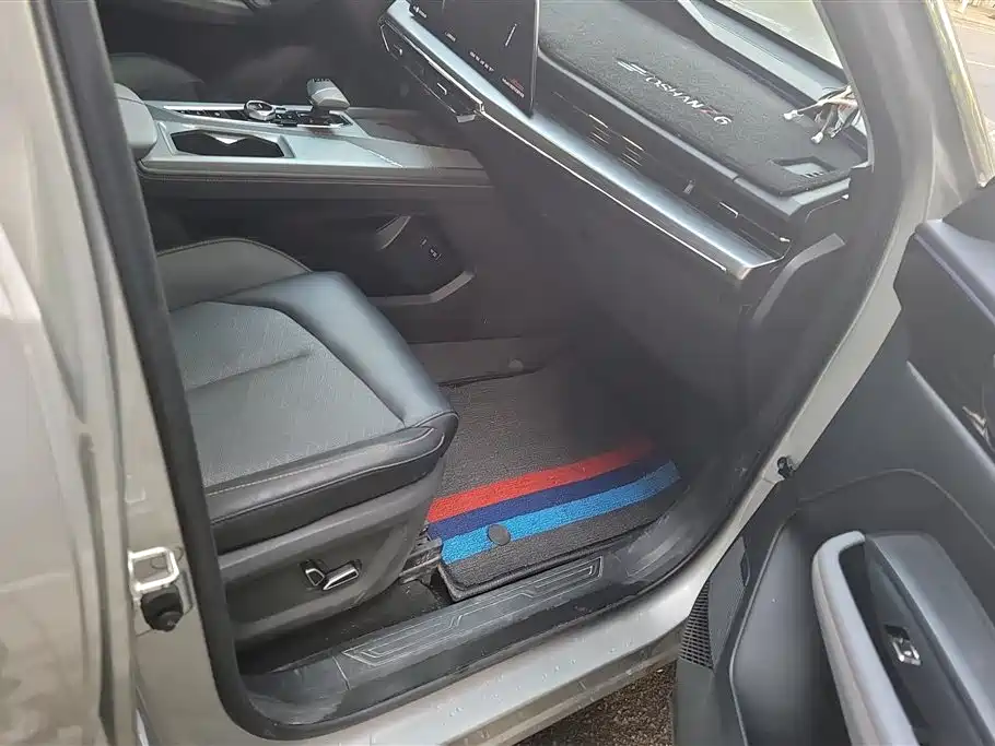 CHANGAN CHANGAN AUCHAN Z6