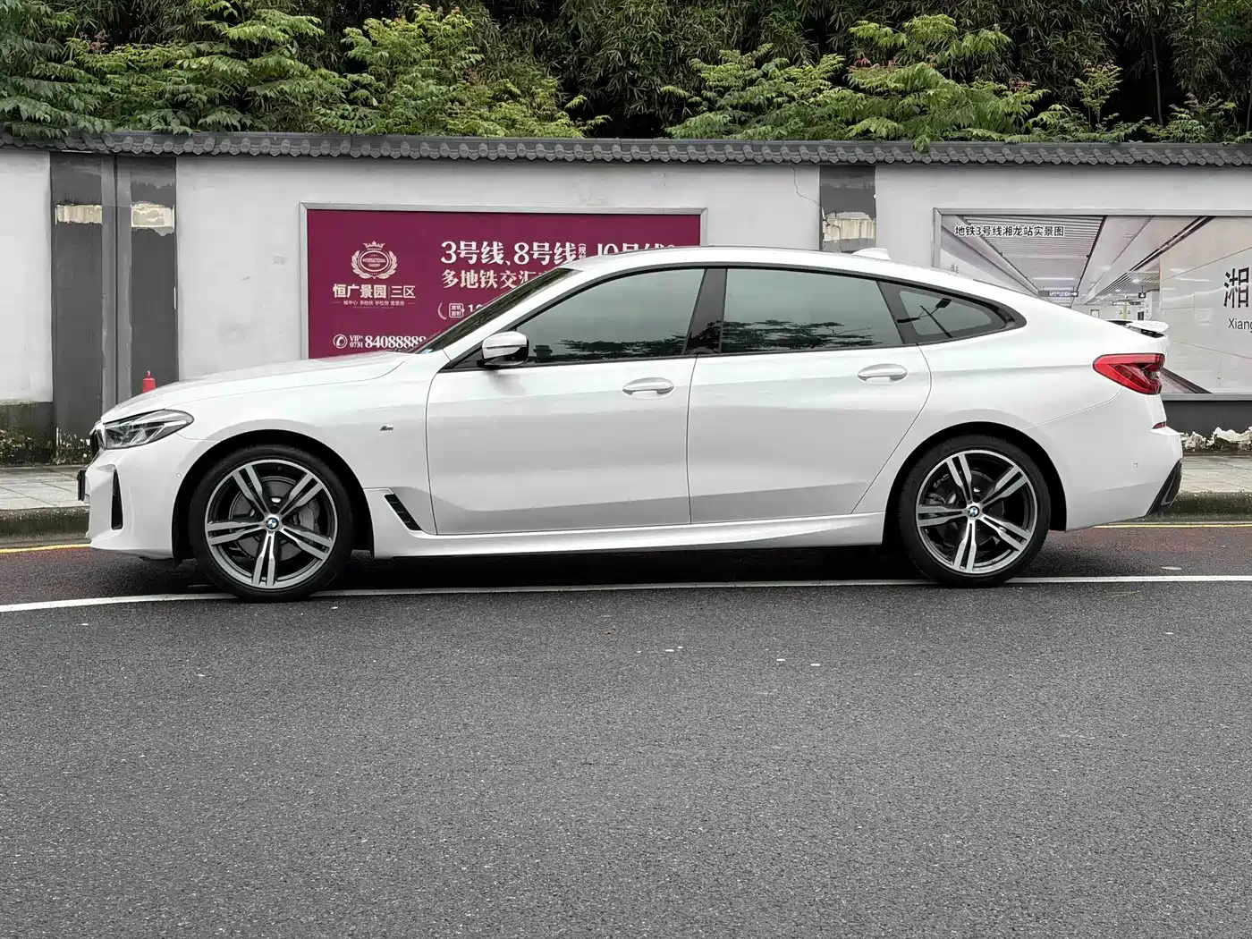 BMW 6 Series GT 2021 630i M Sport Package фото 3