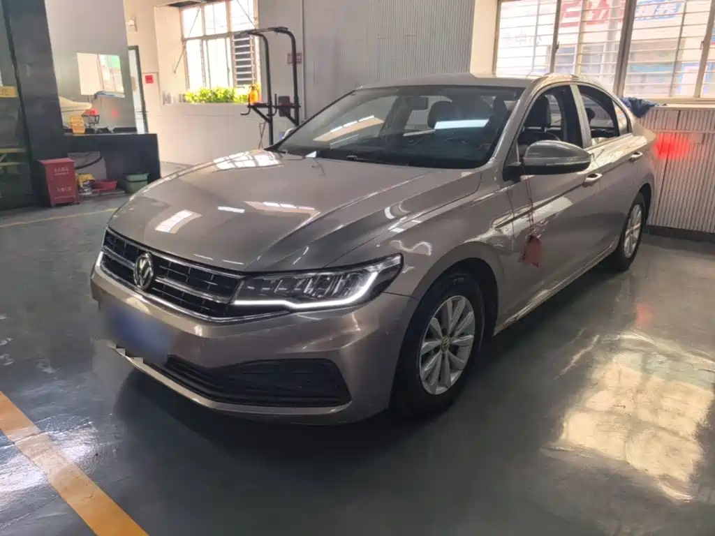 Photo 2 - Volkswagen Bora