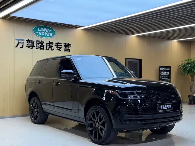Land Rover Range Rover 2022 3.0 L6 400PS Heritage Extended Classic Edition — фото 3