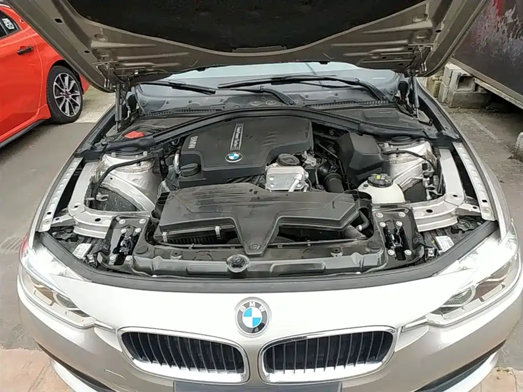 BMW 3 Series 2016 320i Fashion Model фото 20