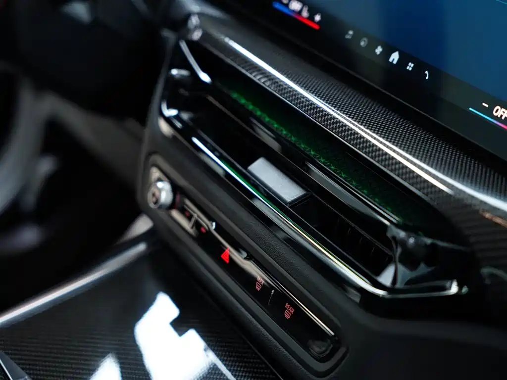 BMW M2 2024 M2 фото 44