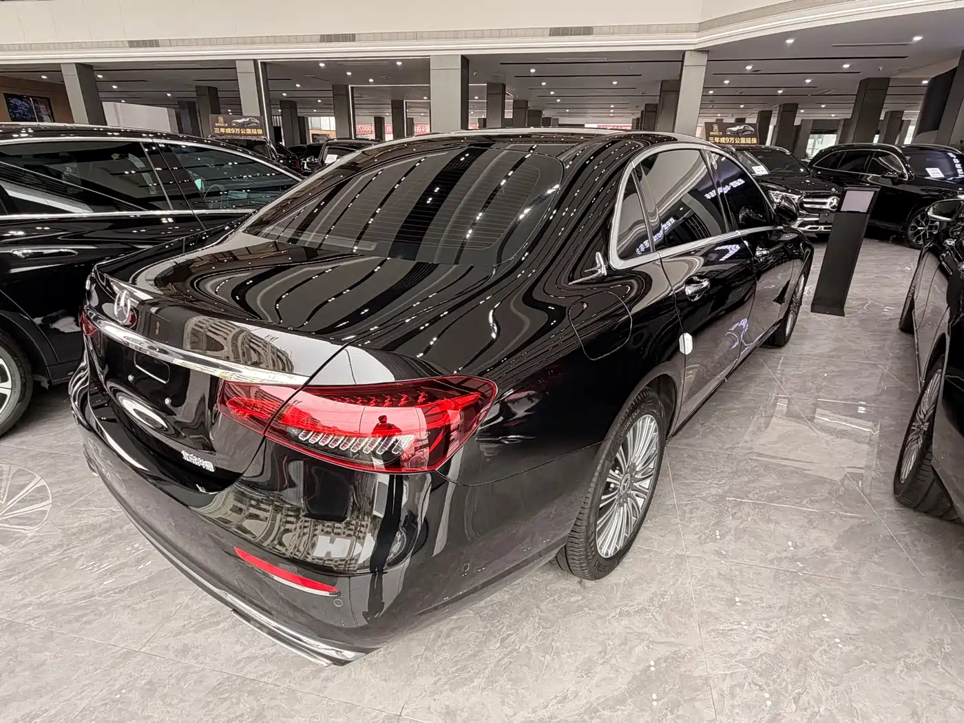 Mercedes-Benz E-Class 2021 E 300 L Luxury фото 10