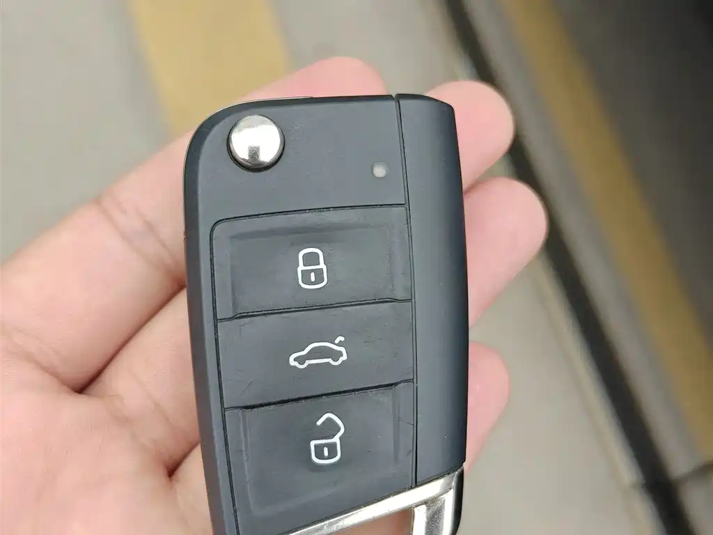 Volkswagen Lavida 2024 Model 300TSI DSG Starlight Leading Edition фото 9