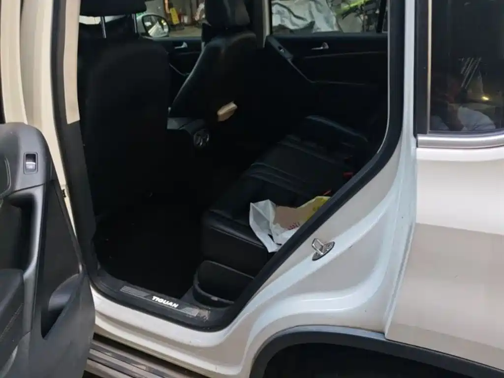 Volkswagen Tiguan 2015 1.8TSI Automatic 2WD Highline фото 13
