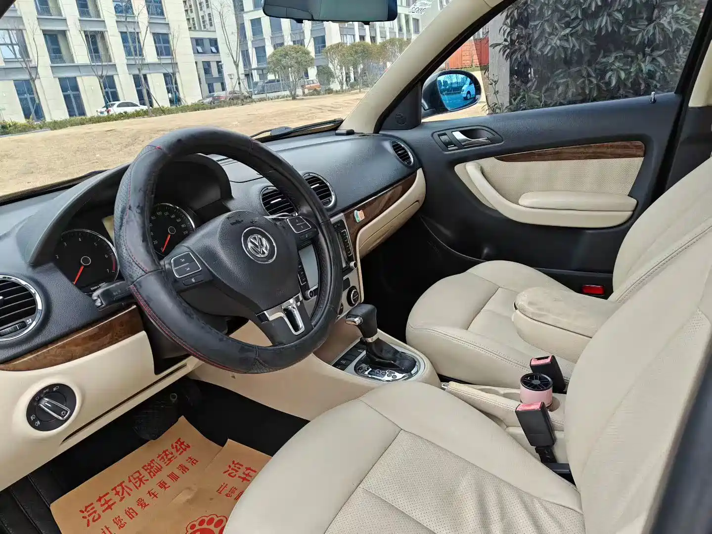 صورة 4 - Volkswagen Lavida