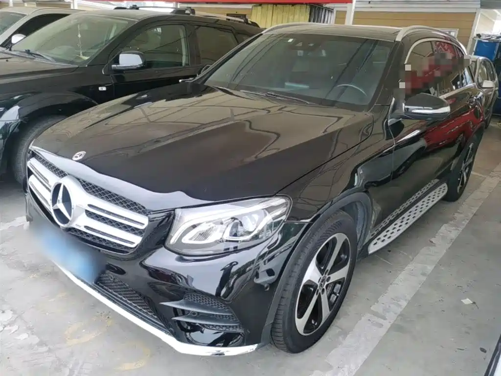 Mercedes-Benz GLC 2018 Facelift GLC 260 4MATIC Luxury фото 2