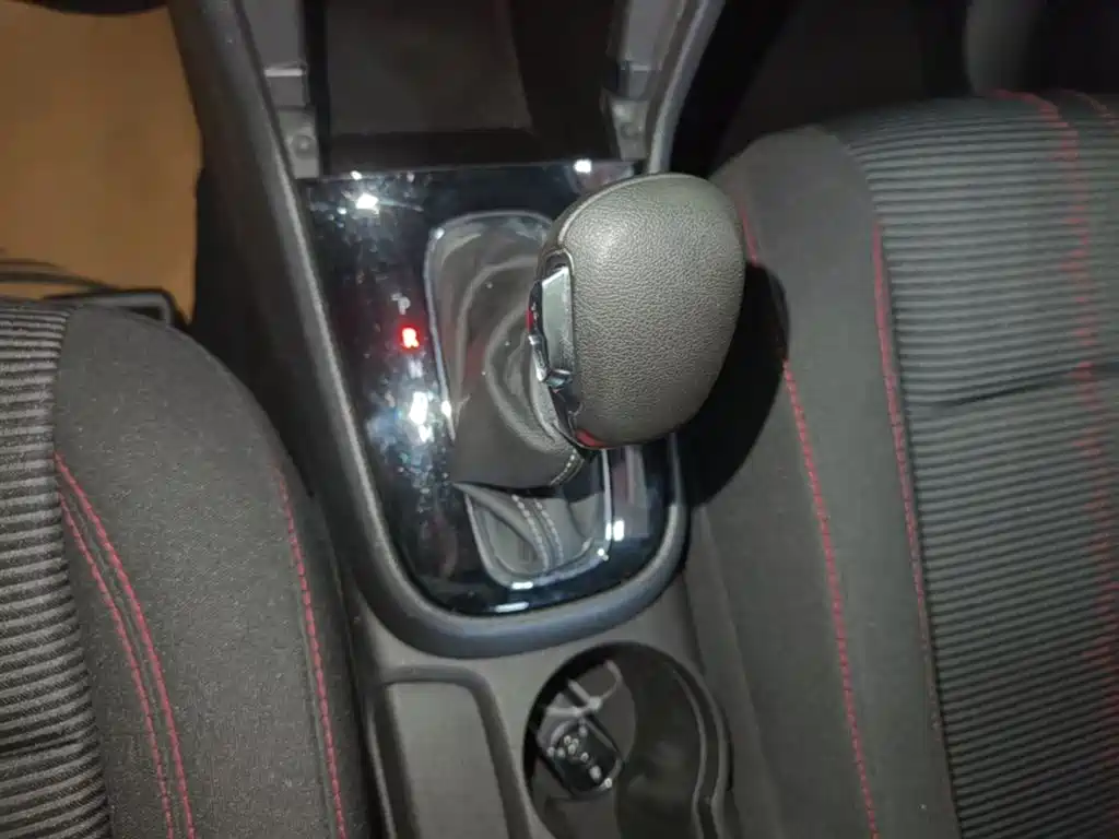 Buick Encore 2017 18T Automatic 2WD Urban Fashion фото 14