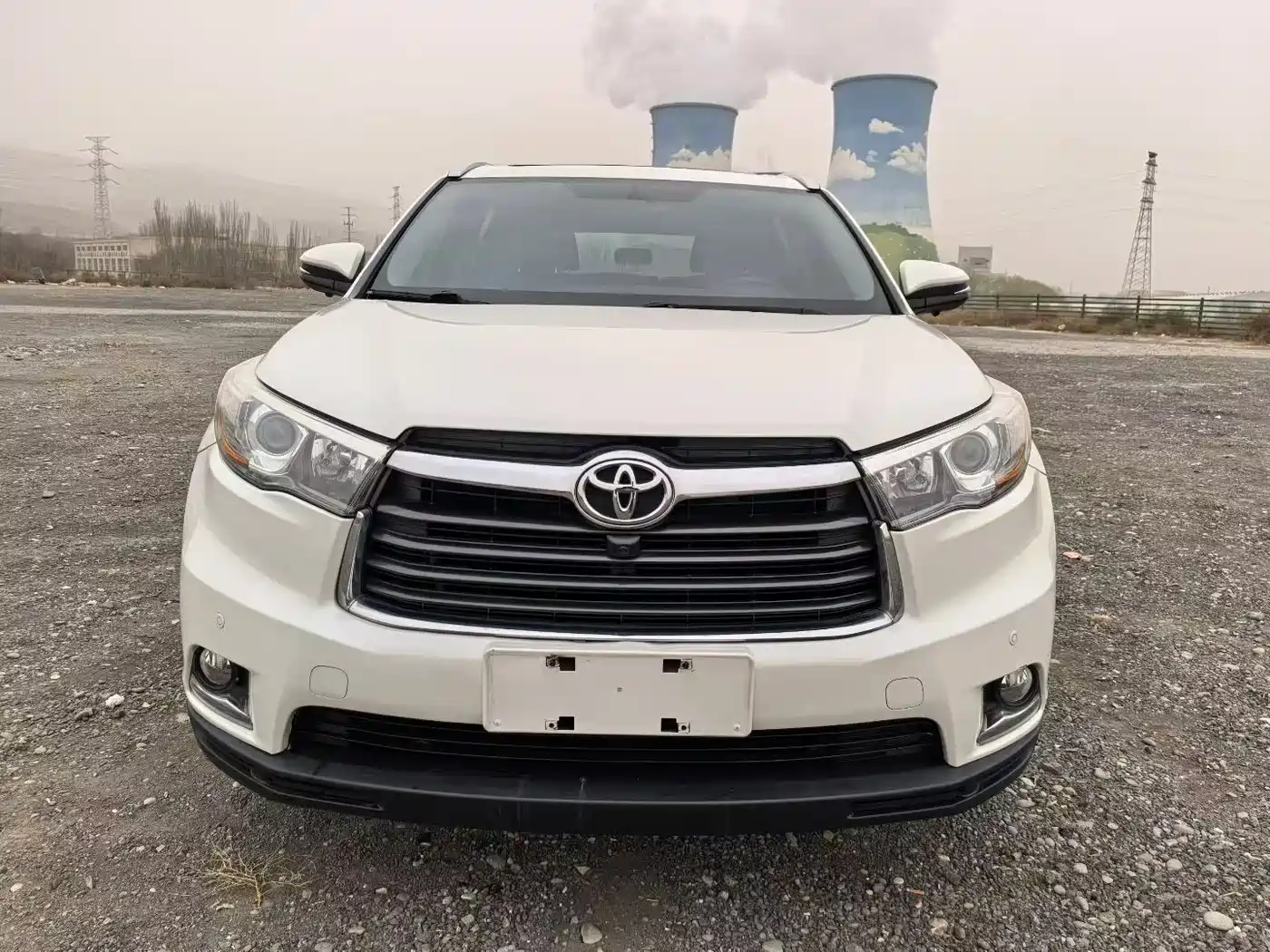 TOYOTA HIGHLANDER