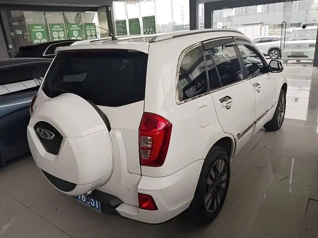 Chery Tiggo 3 2017 2016 1.6L CVT Smart Edition