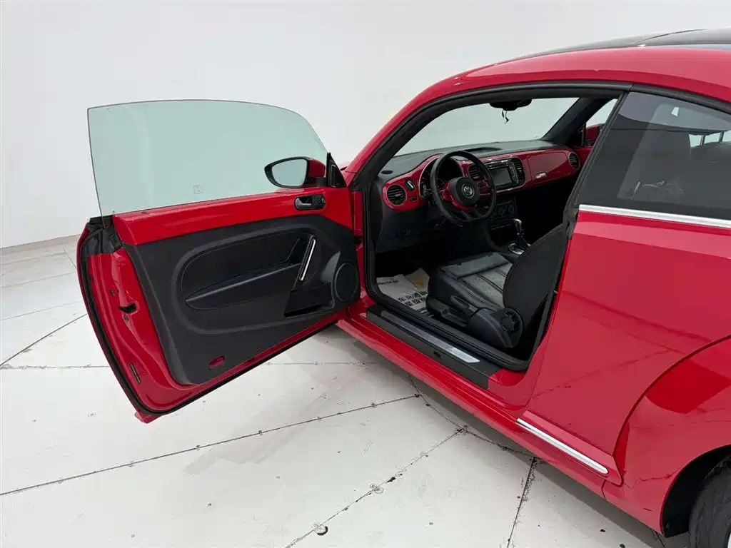 Volkswagen Beetle 2015 180TSI фото 13