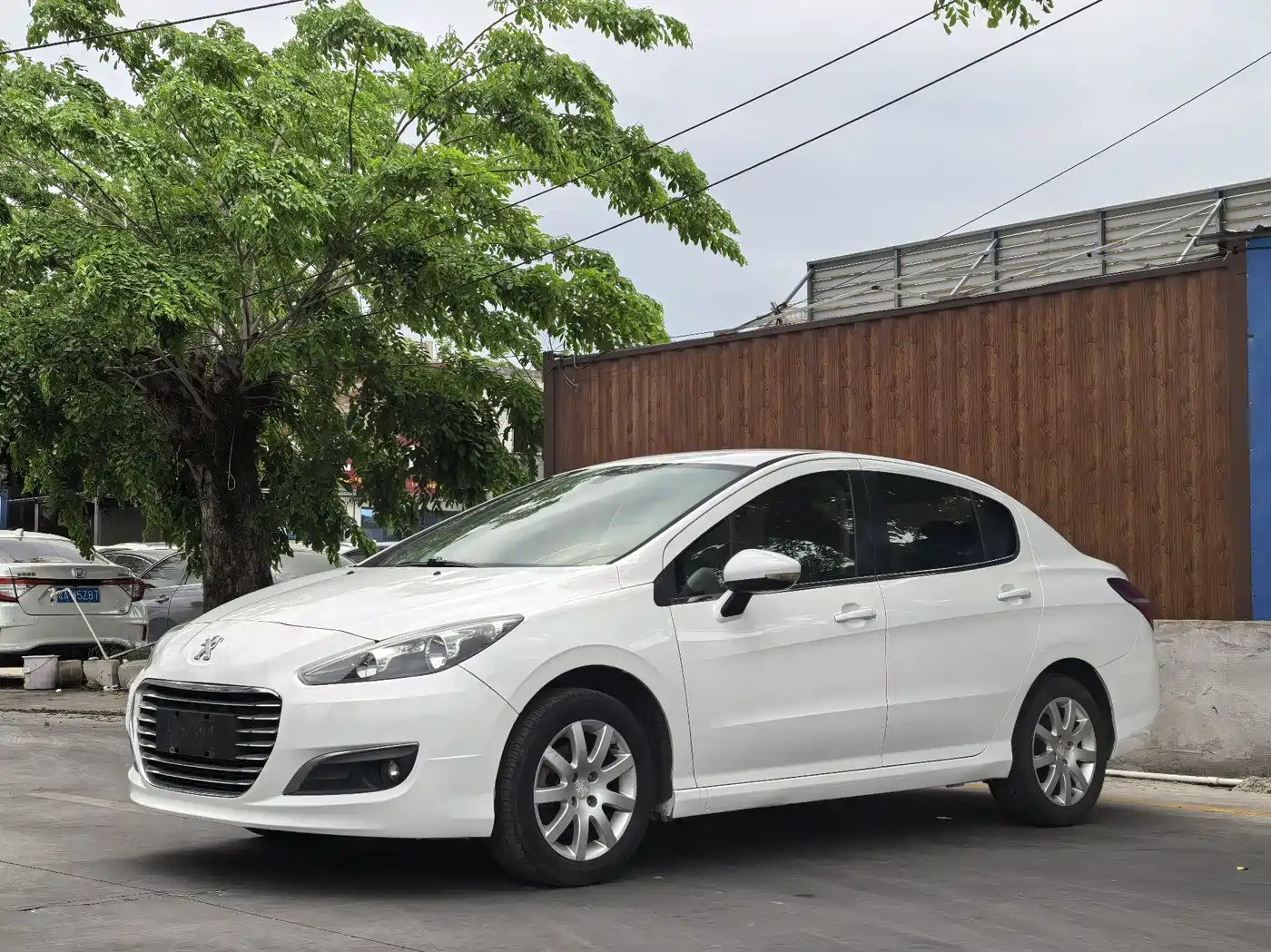Peugeot 308 2016 1.6L Automatic Fashion