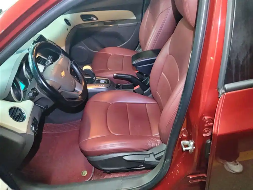 Chevrolet Cruze 2015 1.5L Classic SE AT фото 15