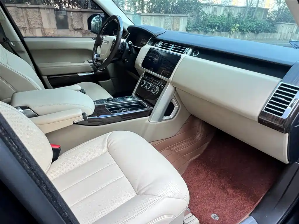 Land Rover Range Rover 2017 3.0 SC V6 Vogue фото 7