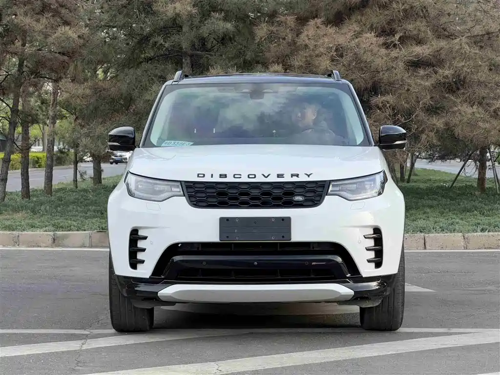 Land Rover Discovery 2023 Facelift 360PS R-Dynamic S фото 2