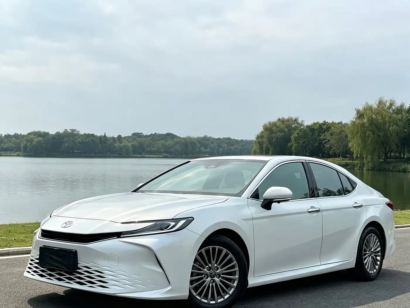 Toyota Camry 2026 2026 Model 2.0GVP Luxury Edition