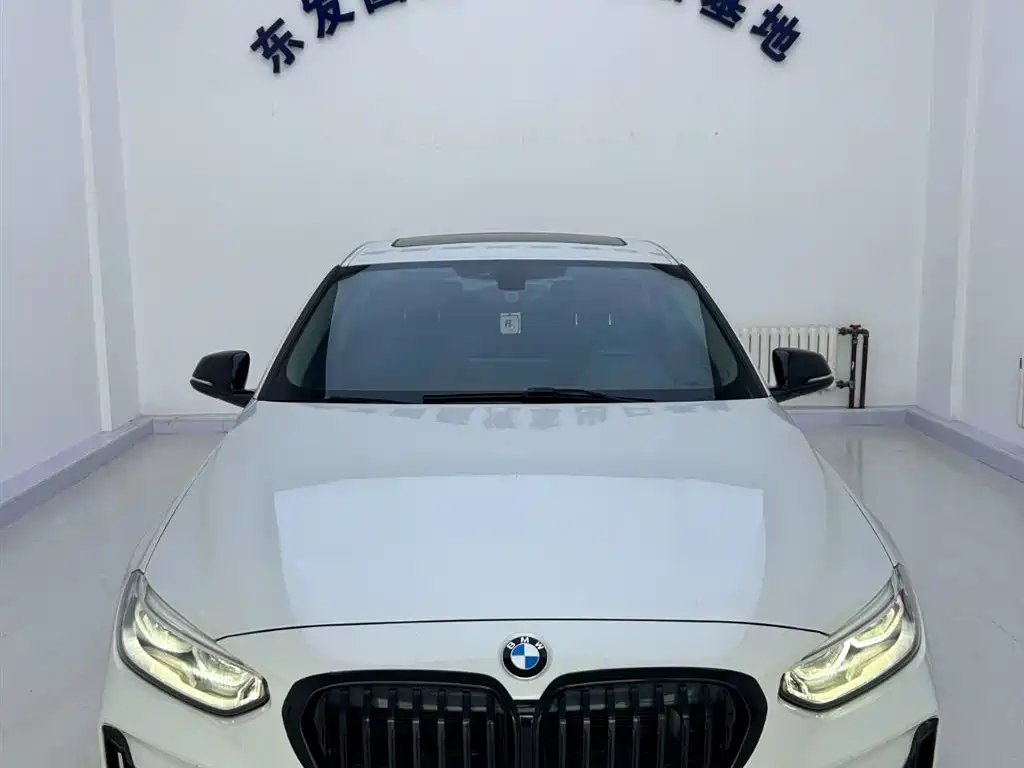 BMW 1 Series 2022 120i M Sport Shadow Edition фото 18