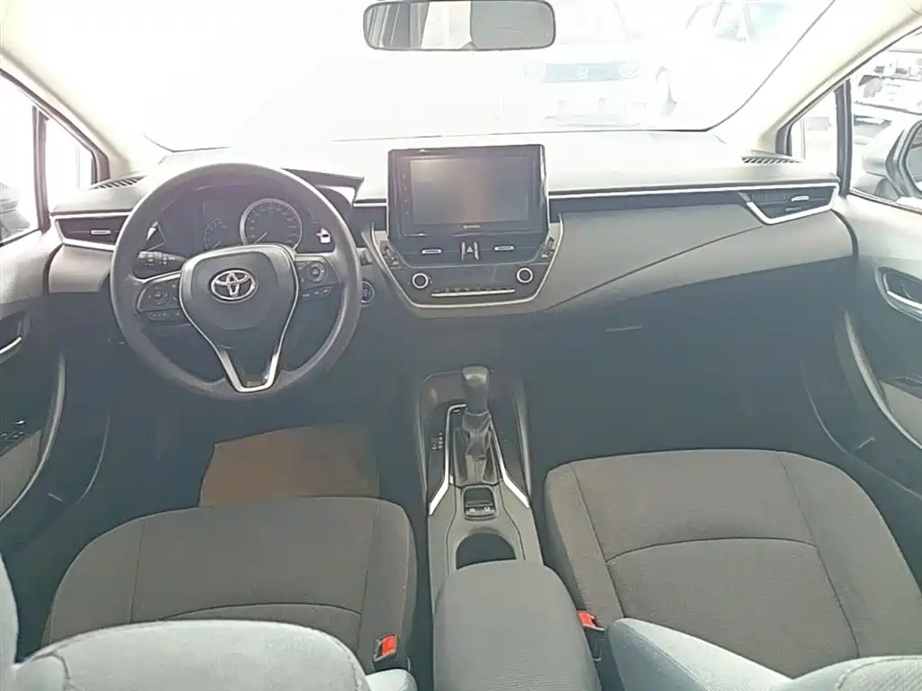 Toyota Corolla 2019 1.2T S-CVT GL-i Elite Edition фото 10
