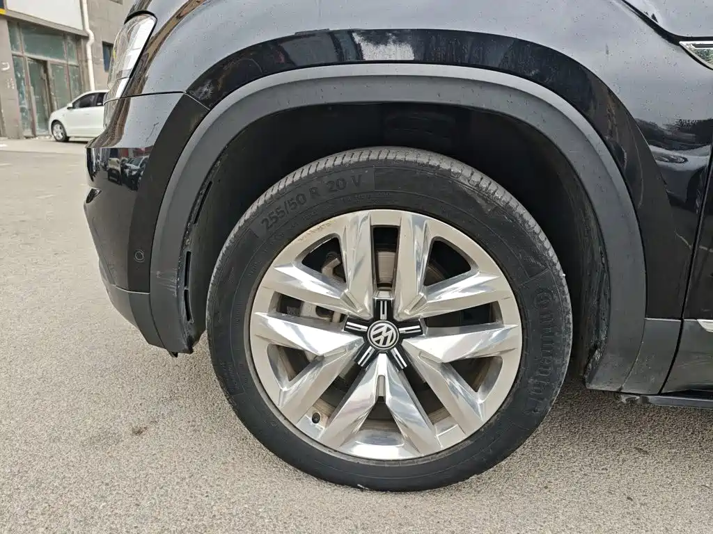 Photo 23 - Volkswagen Teramont