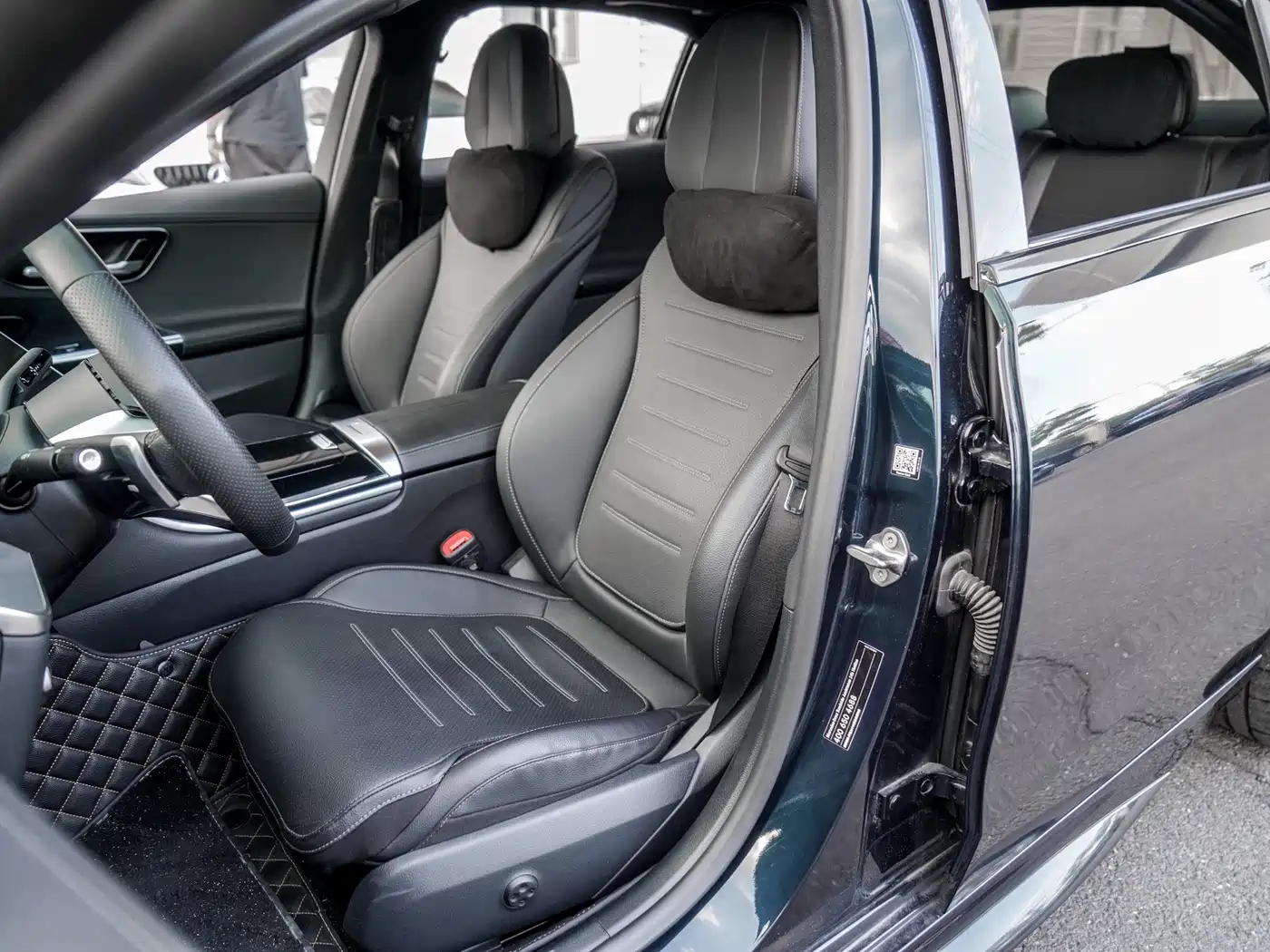 Mercedes-Benz C-Class 2023 Facelift C 200 L Sport Edition фото 14