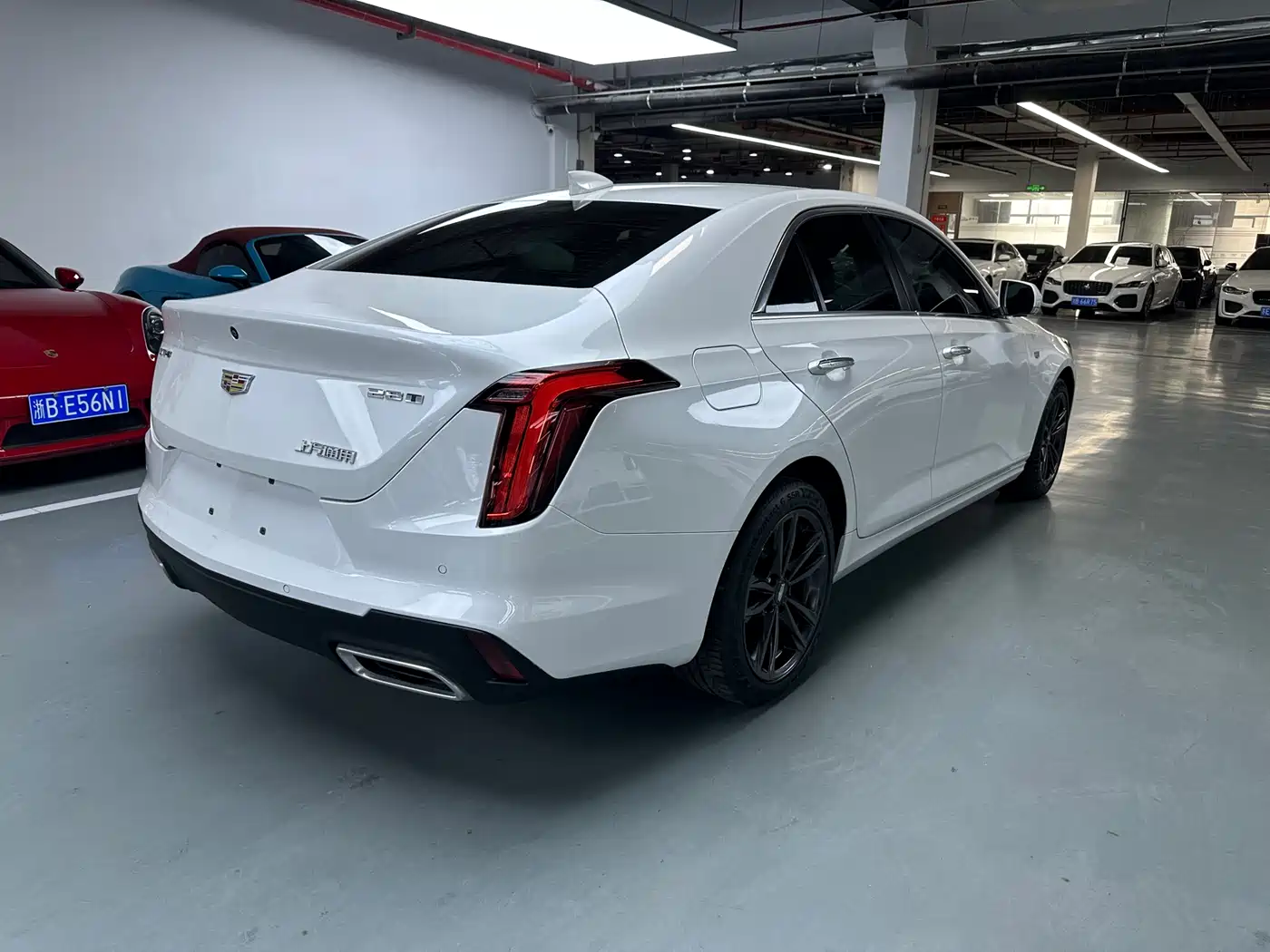 CADILLAC CT4
