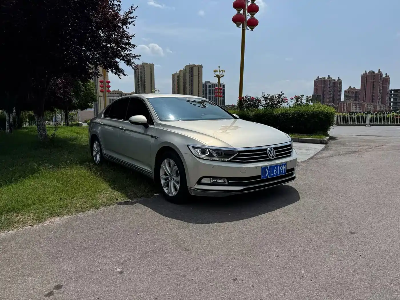 Volkswagen Magotan 2017 330TSI DSG Luxury фото 3