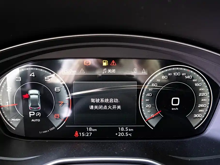 Audi Q5L 2025 Model Year Facelift 45th Anniversary Edition 45 TFSI Luxury Dynamic фото 13