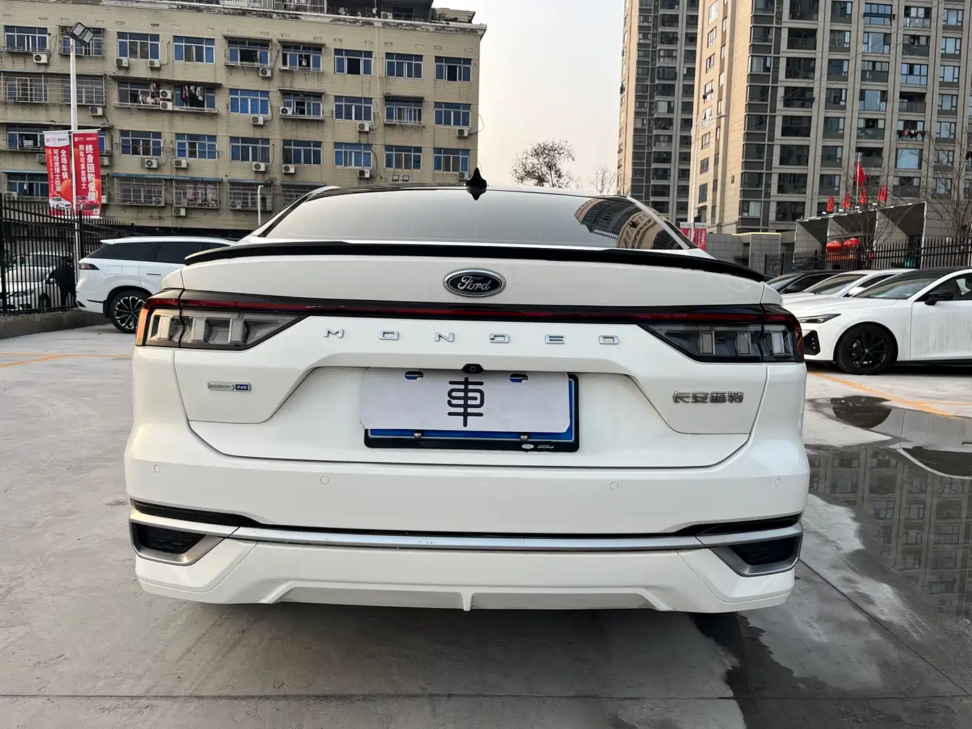 FORD MONDEO