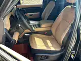 Photo 10 - Land Rover Defender