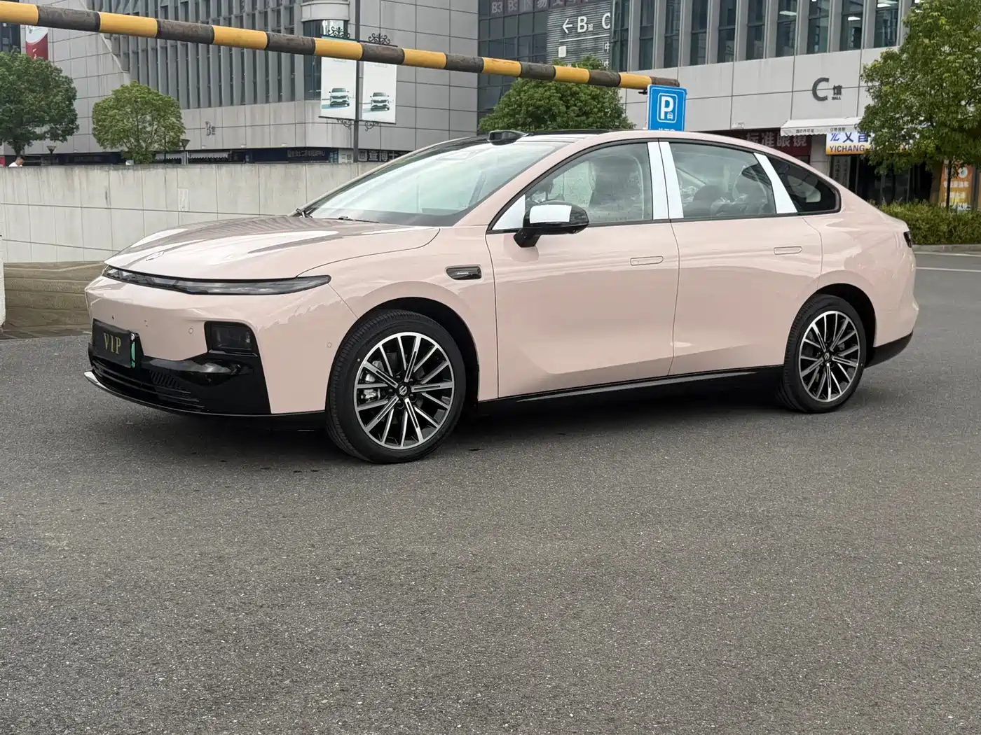 2026 Leapmotor B01