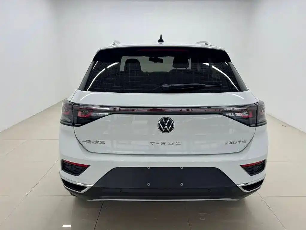 Photo 5 - Volkswagen T-ROC