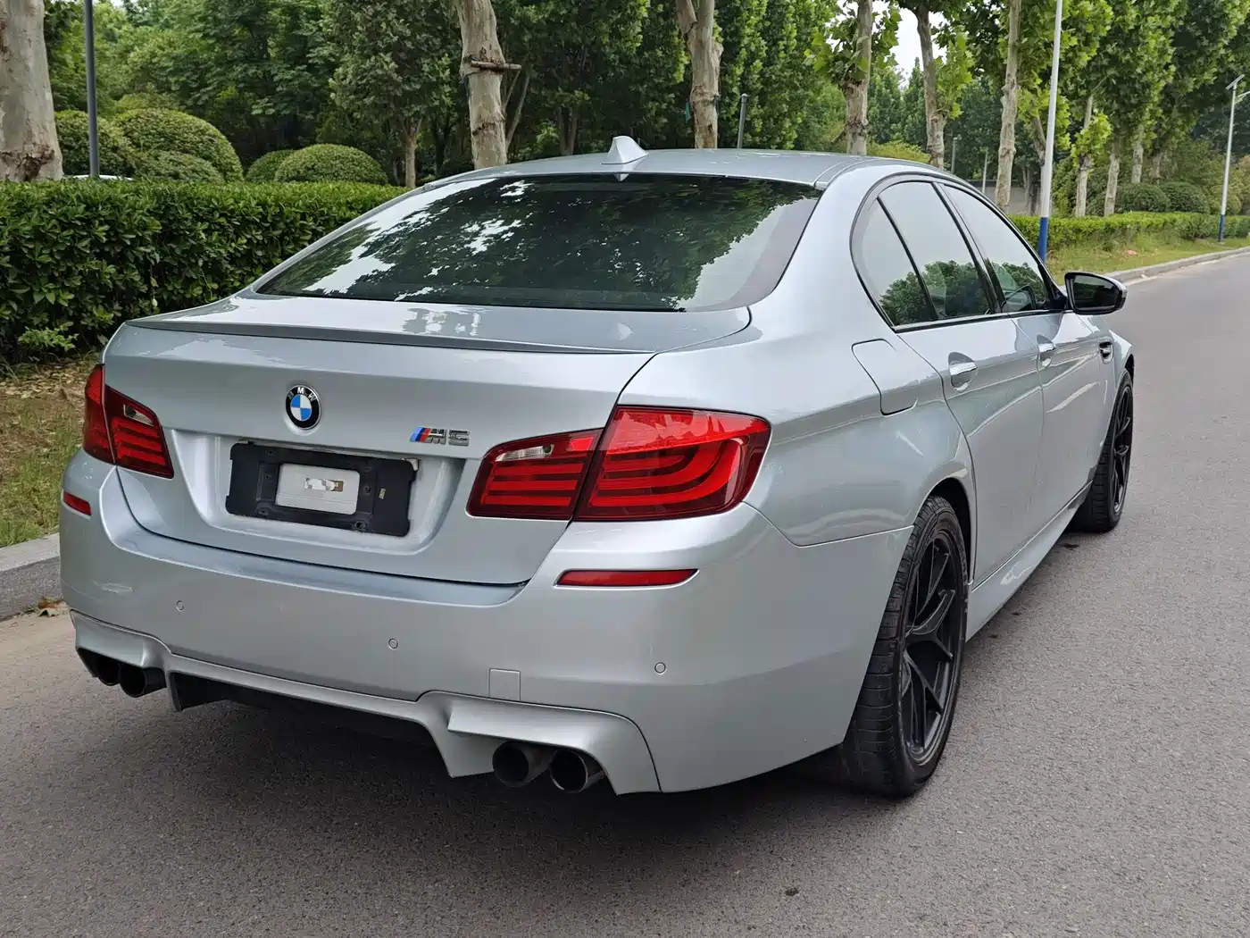 BMW M5 2012 M5 фото 9