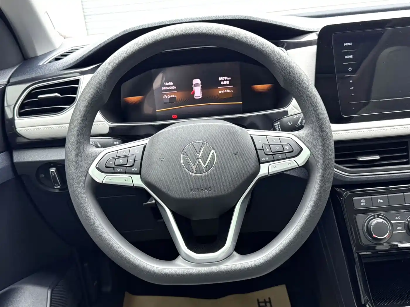 Volkswagen Tharu, миниатюра 11