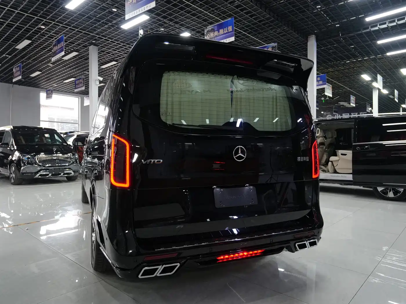 MERCEDES-BENZ VITO