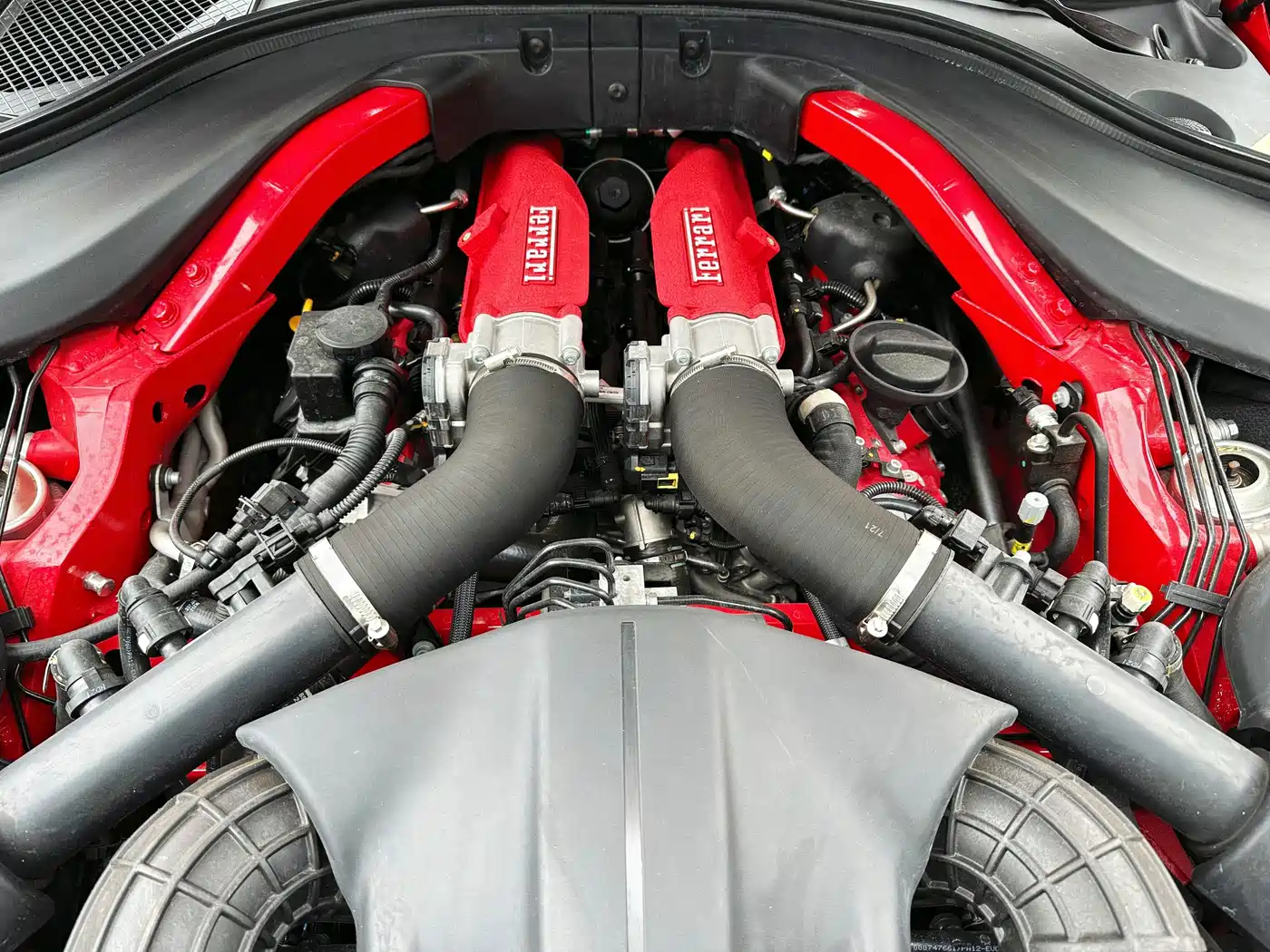 Ferrari Roma 2023 2020 3.9T V8