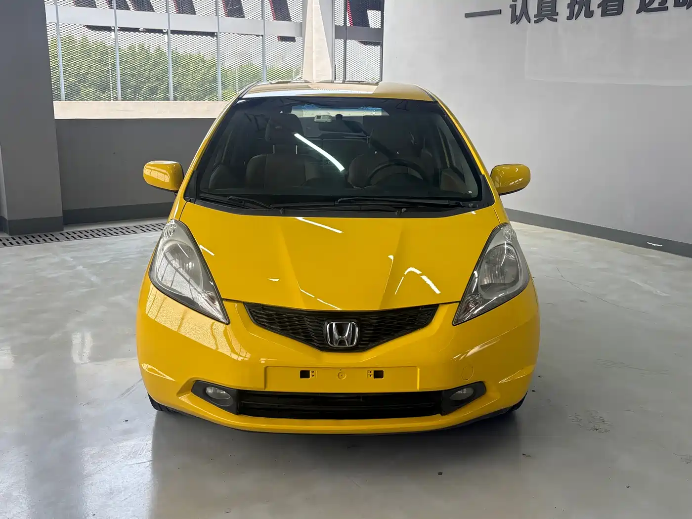 Honda Fit 2008 2008 Model 1.3L Automatic Comfort Edition