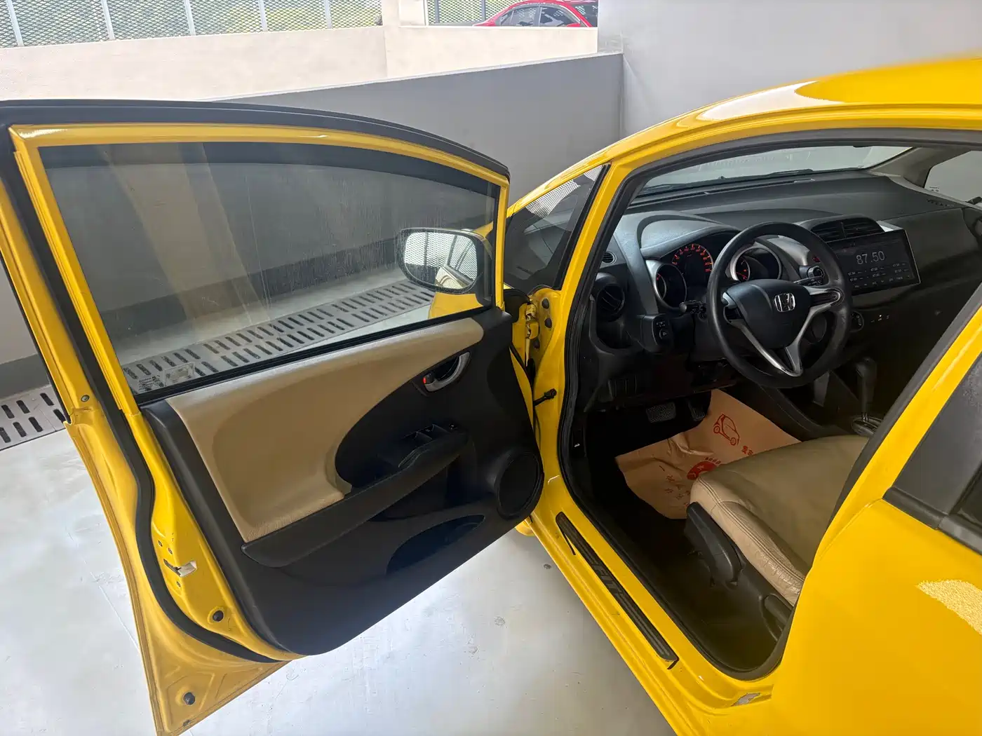 Honda Fit 2008 2008 Model 1.3L Automatic Comfort Edition