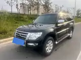 Фото 1 - Mitsubishi Pajero (Import)