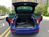 Фото 8 - Maserati Levante