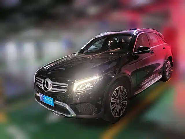Mercedes-Benz GLC 2017 GLC 200 4MATIC — фото 1