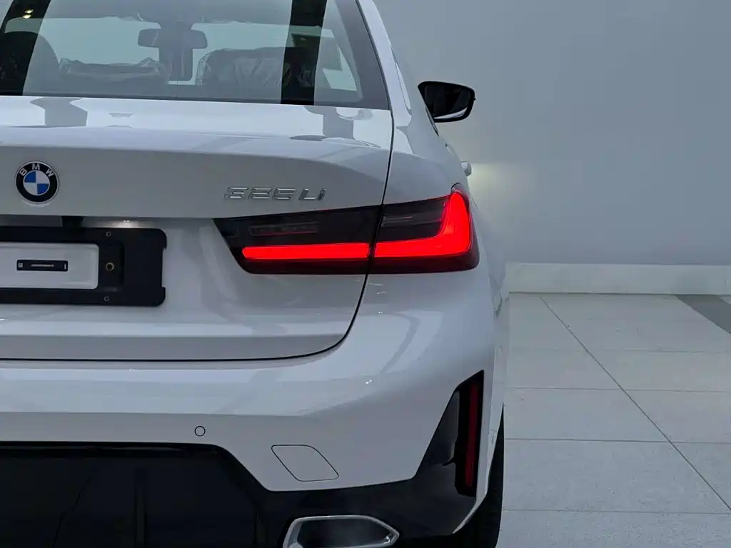 BMW 3 Series 2026 2026 325Li M Sport Package