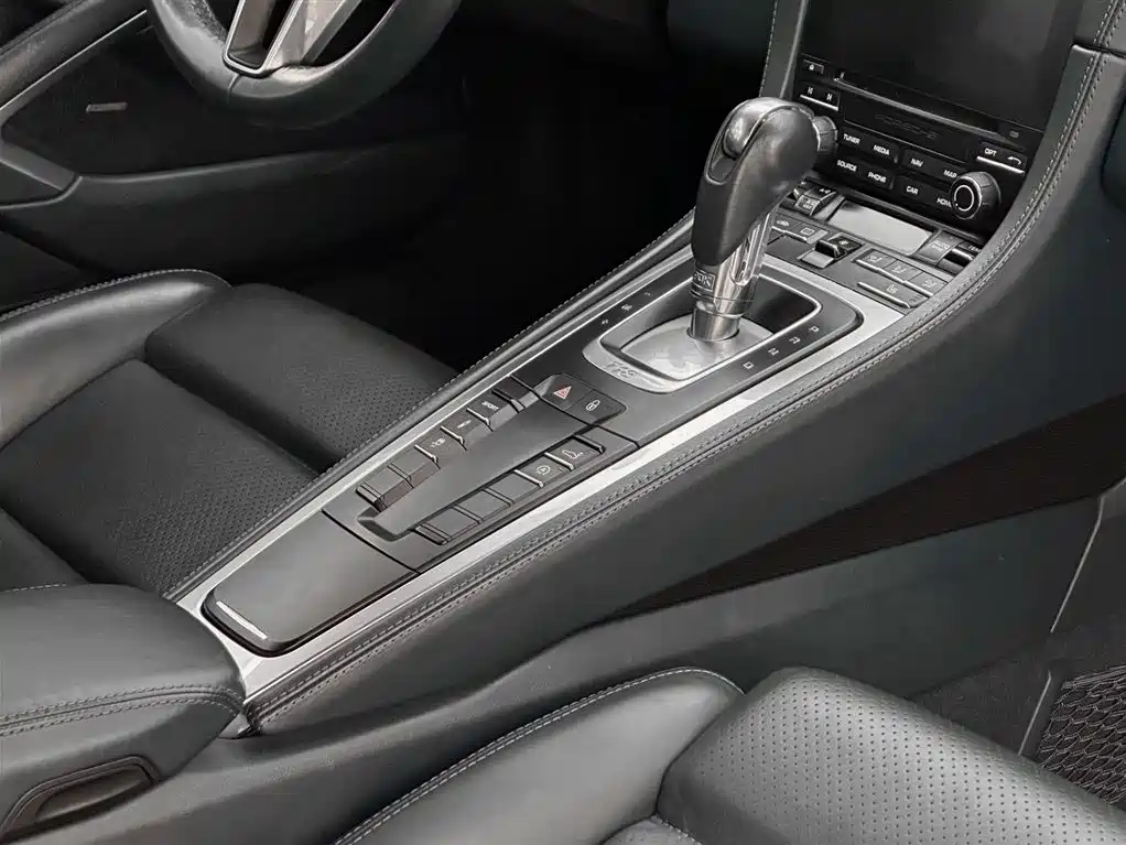 Porsche 718 2016 Cayman 2.0T фото 13
