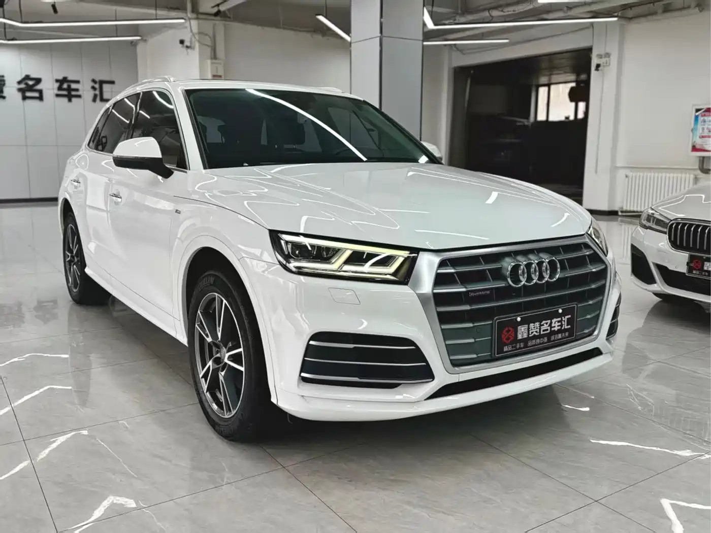 Audi Q5L 2018 45 TFSI Exclusive Fashion (China V) фото 3