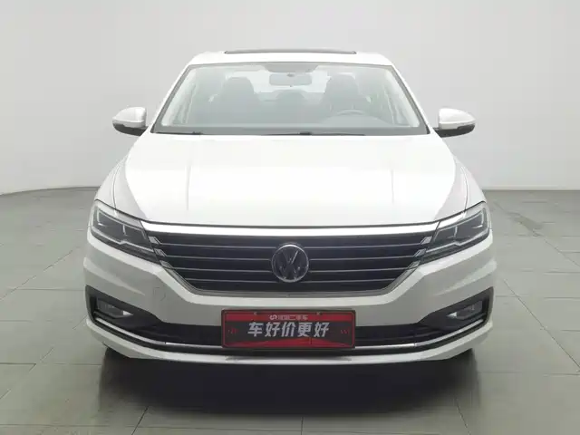 Volkswagen Lavida 2019 1.5L Automatic Comfort Edition China VI — фото 3