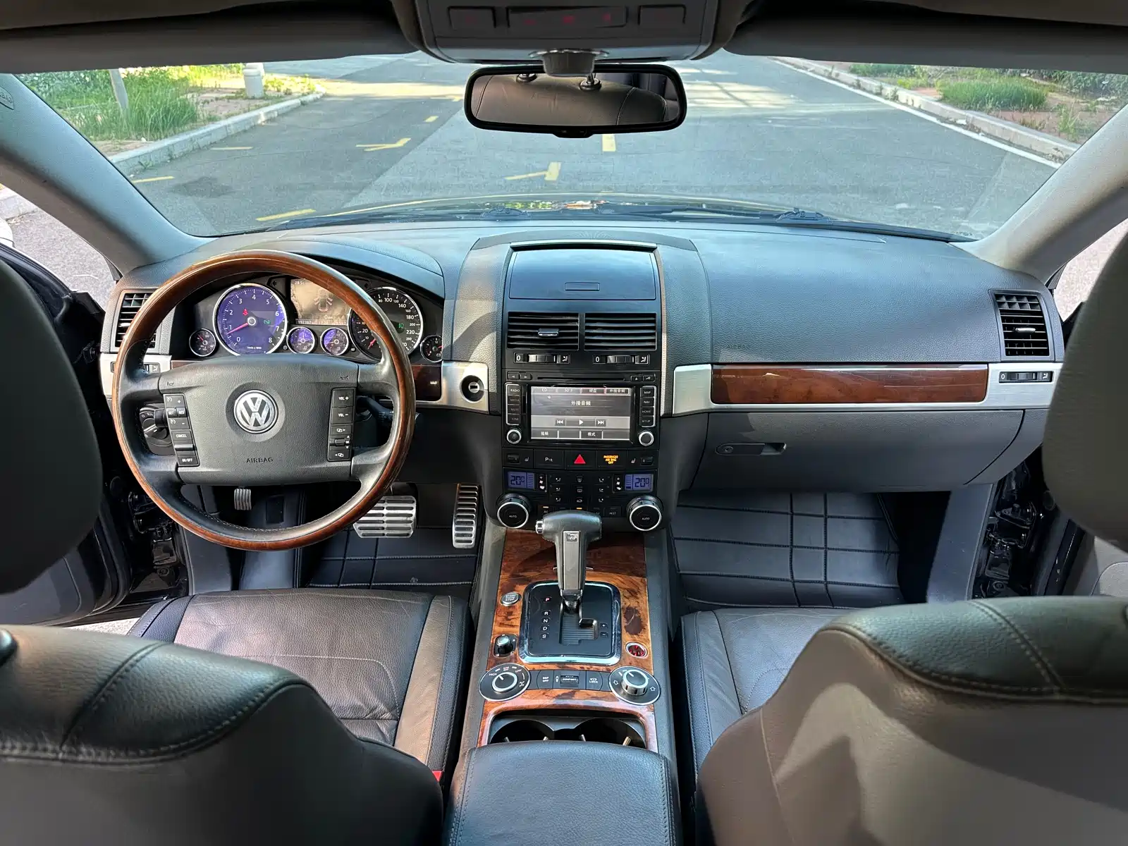 Photo 11 - Volkswagen Touareg