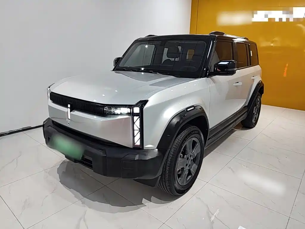 Photo 2 - iCAR 03