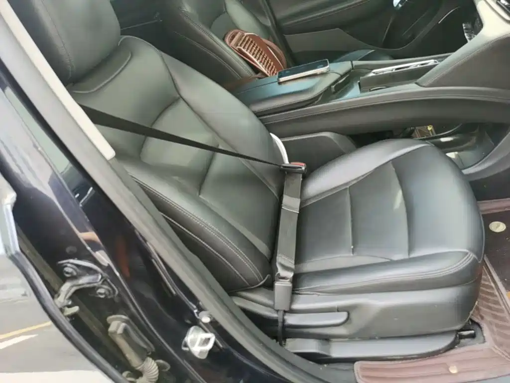 Photo 25 - Buick Enclave