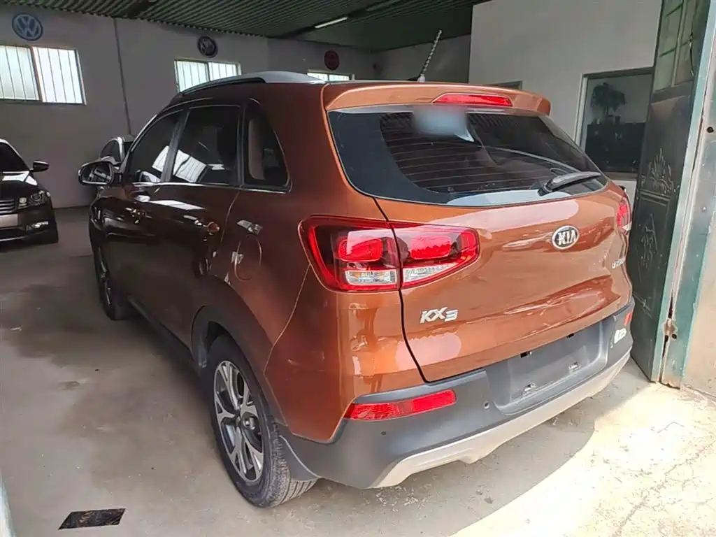 Kia KX3 Smart Run 2015 1.6L Automatic 2WD DLX фото 5
